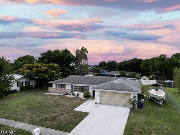 Property Photo:  1641 Mansville Terrace  FL 33903 