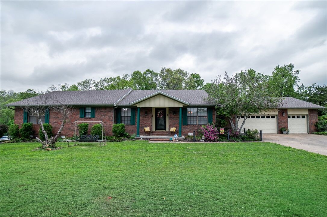 Property Photo:  1501 Twin Lakes Drive  AR 72756 