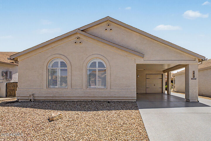 Property Photo:  1813 E Buena Vista Drive  AZ 85249 