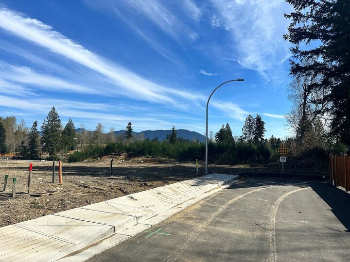 Property Photo: 33273 Macdonald Avenue BC V2V 6X9