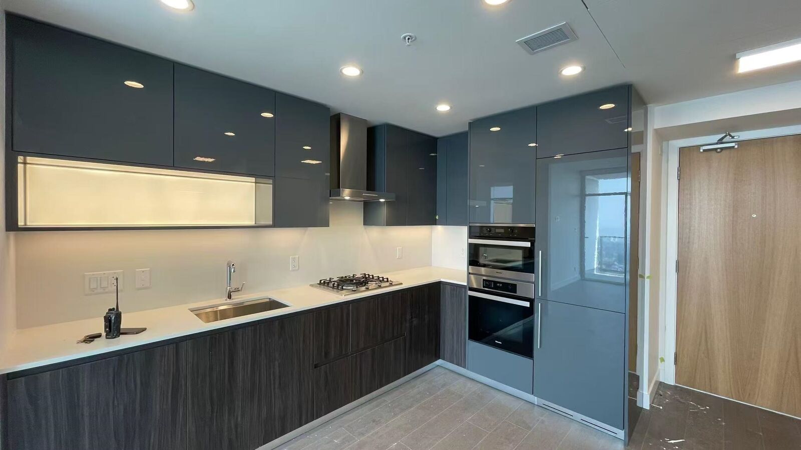 Property Photo: 6511 Sussex Avenue 2505 BC V5H 0K5