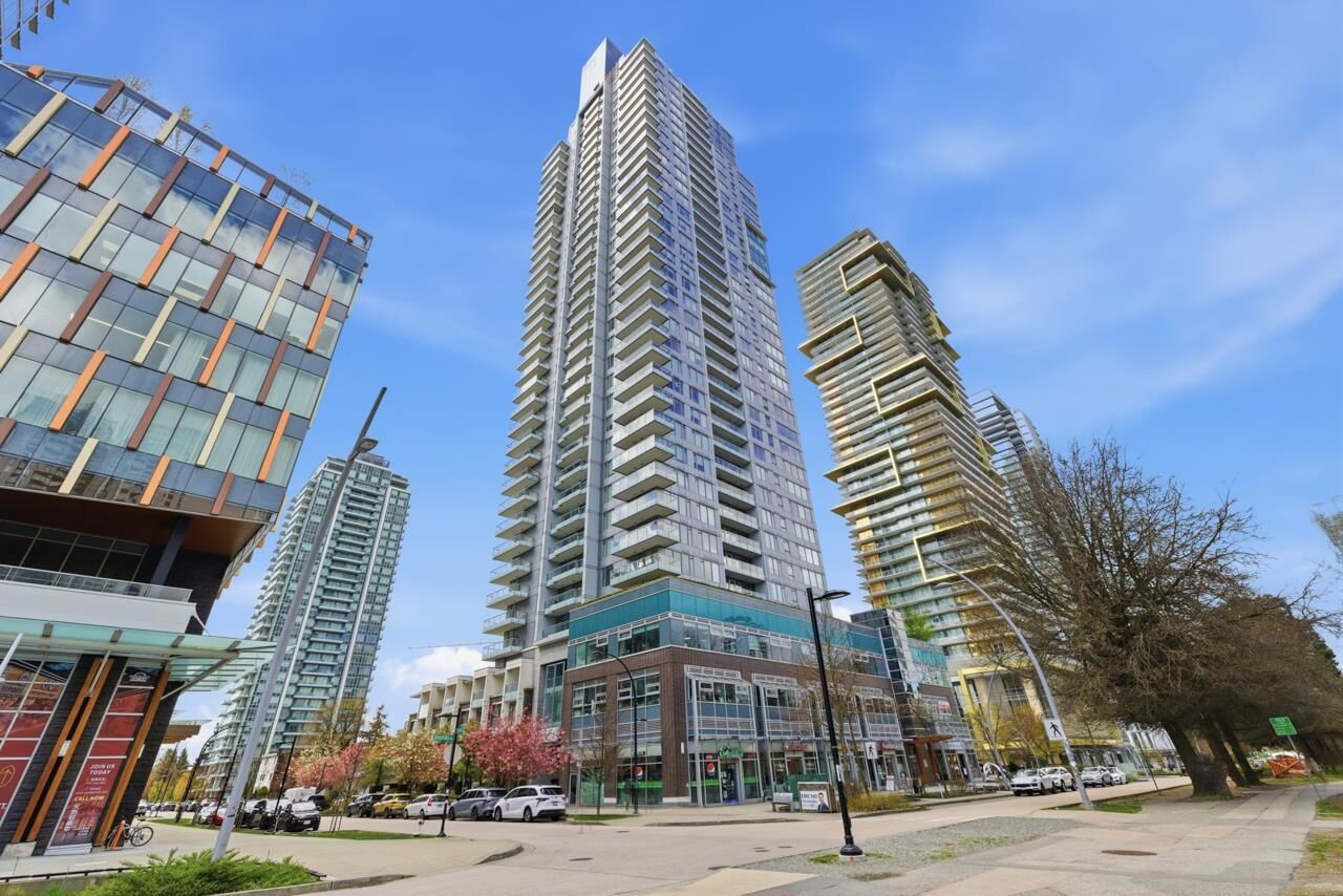 Property Photo: 6333 Silver Avenue 5103 BC V5H 0C3