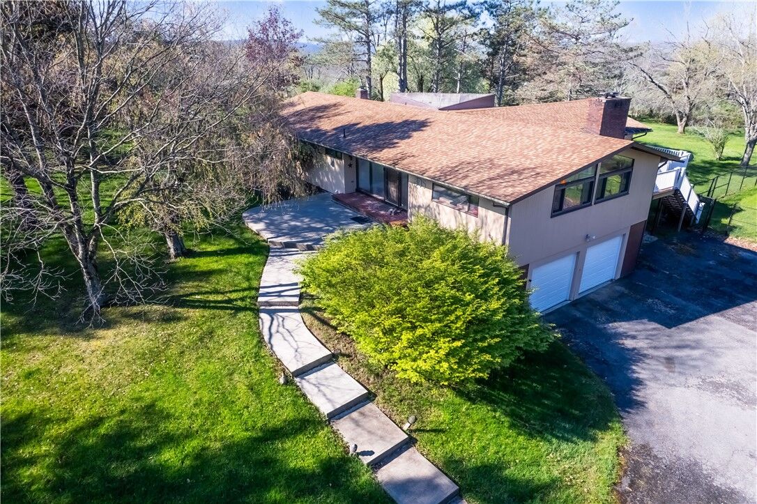 Property Photo:  305 Michele Lane  PA 18840 