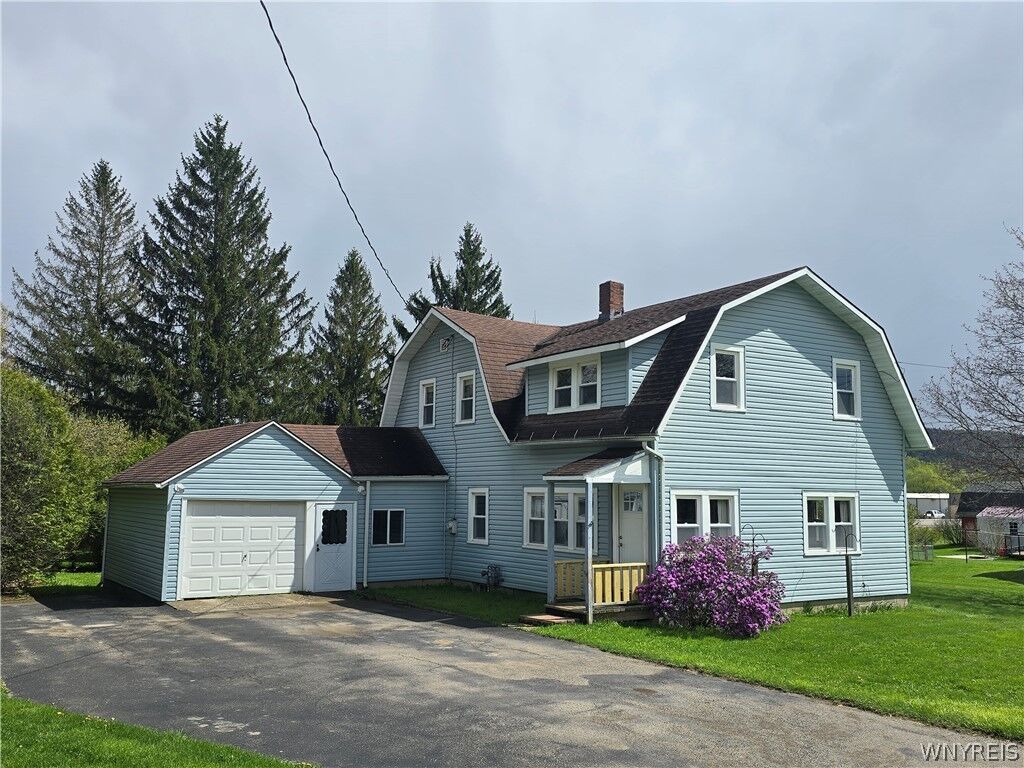 Property Photo:  5266 Maple Lane  NY 14727 