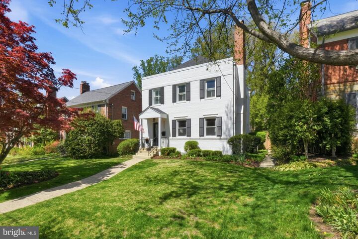 Property Photo:  3327 Legation Street NW  DC 20015 