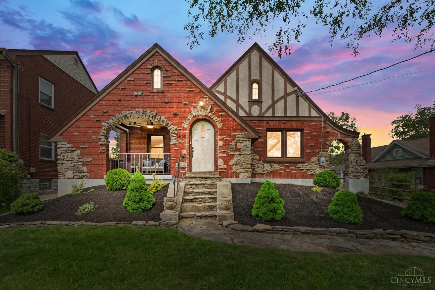 Property Photo:  3630 Ravenwood Avenue  OH 45213 