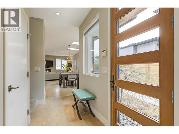 Property Photo: 553 Patterson Avenue BC V1Y 5C7