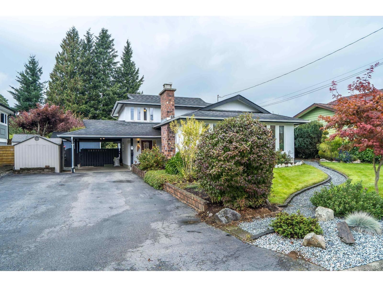 Property Photo:  35183 Ewert Avenue  BC V2V 6S7 