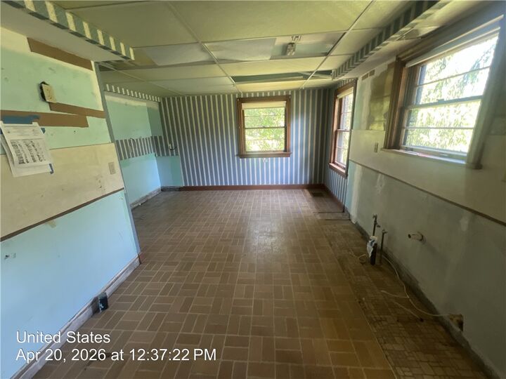 Property Photo:  4566 S Dixie Highway  OH 45005 