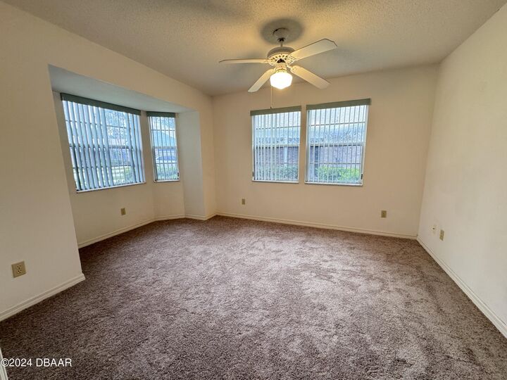 Photo de la propriété:  120 Black Crow Circle  FL 32119 