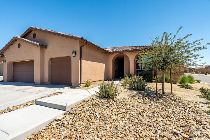 Property Photo:  40160 Padova Drive  CA 92203 