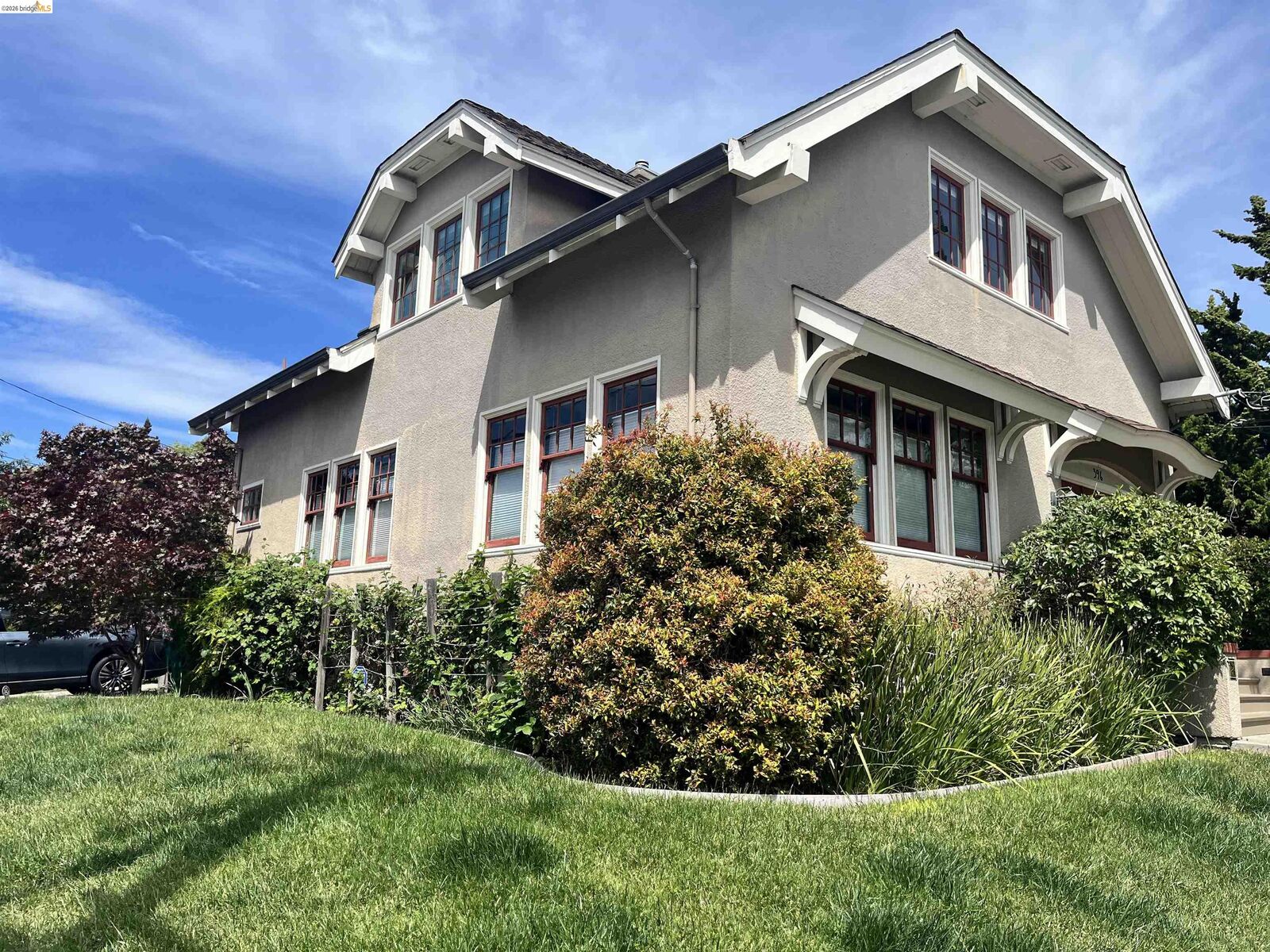 Property Photo:  396 62nd St  CA 94618 