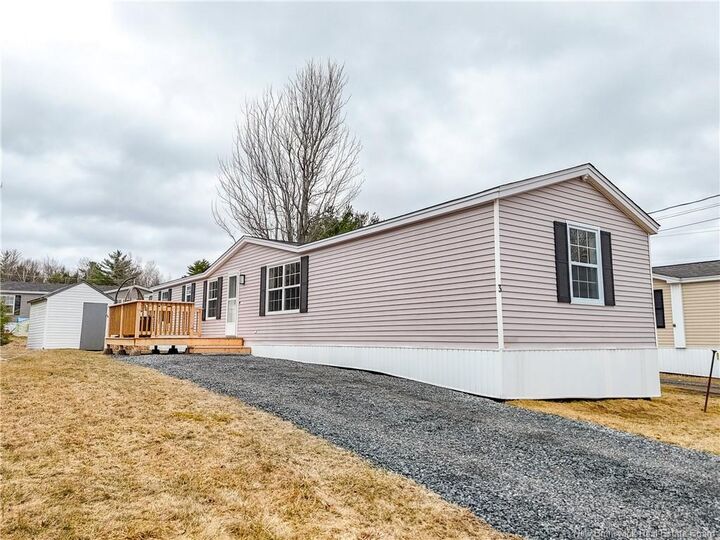 Photo de la propriété:  3 Lana Street  NB E2V 2Z4 