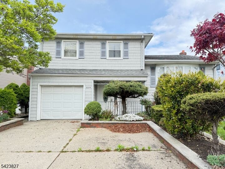 Property Photo:  2294 Saint Georges Ave  NJ 07065 