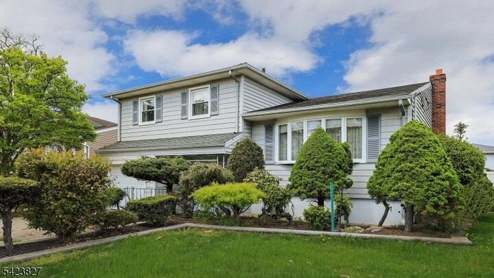 Property Photo:  2294 Saint Georges Ave  NJ 07065 