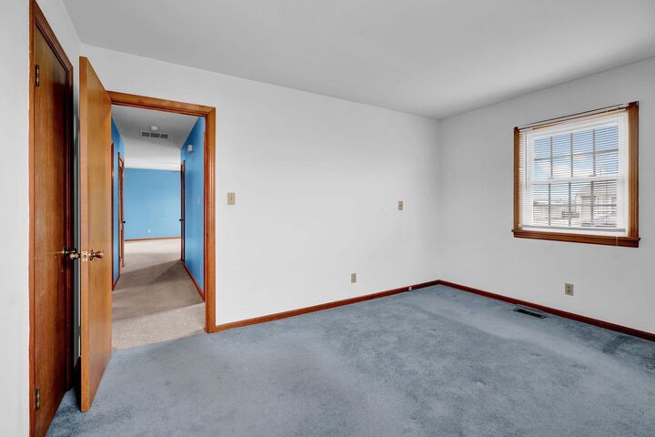 Property Photo:  102 Hubbard Ln  KY 42420 