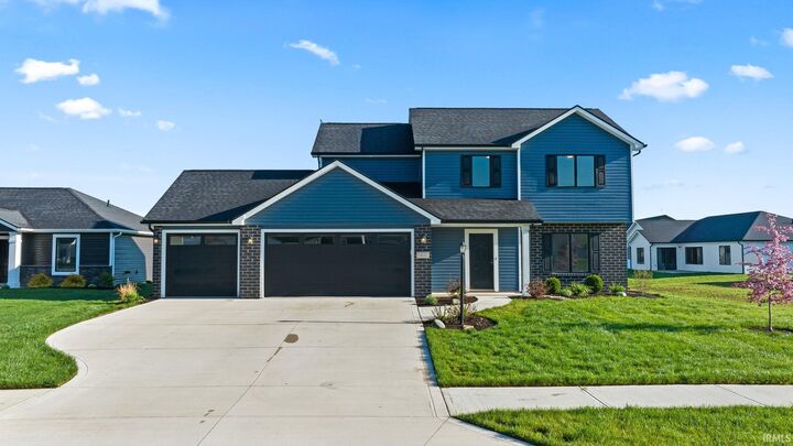 Property Photo: 1410 Bear Hollow Drive IN 46748