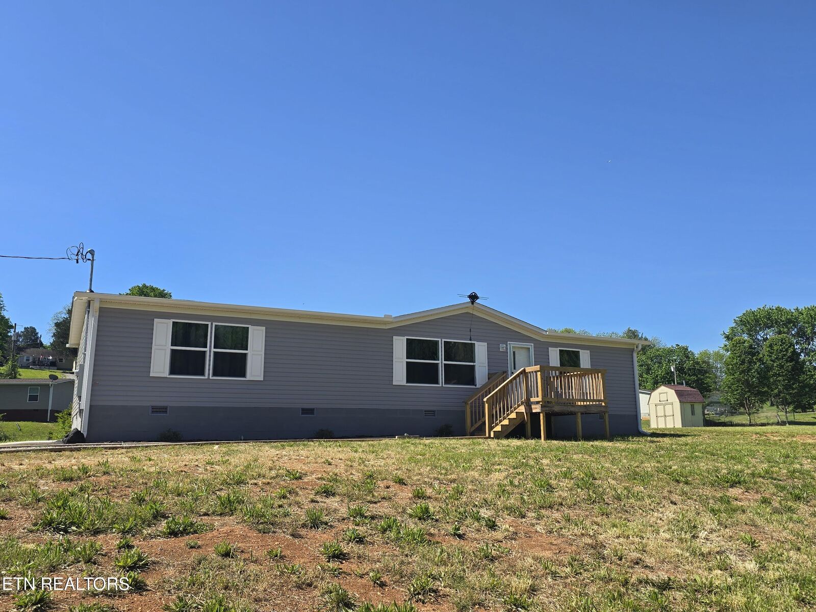 Property Photo:  217 Oakland Rd  TN 37874 