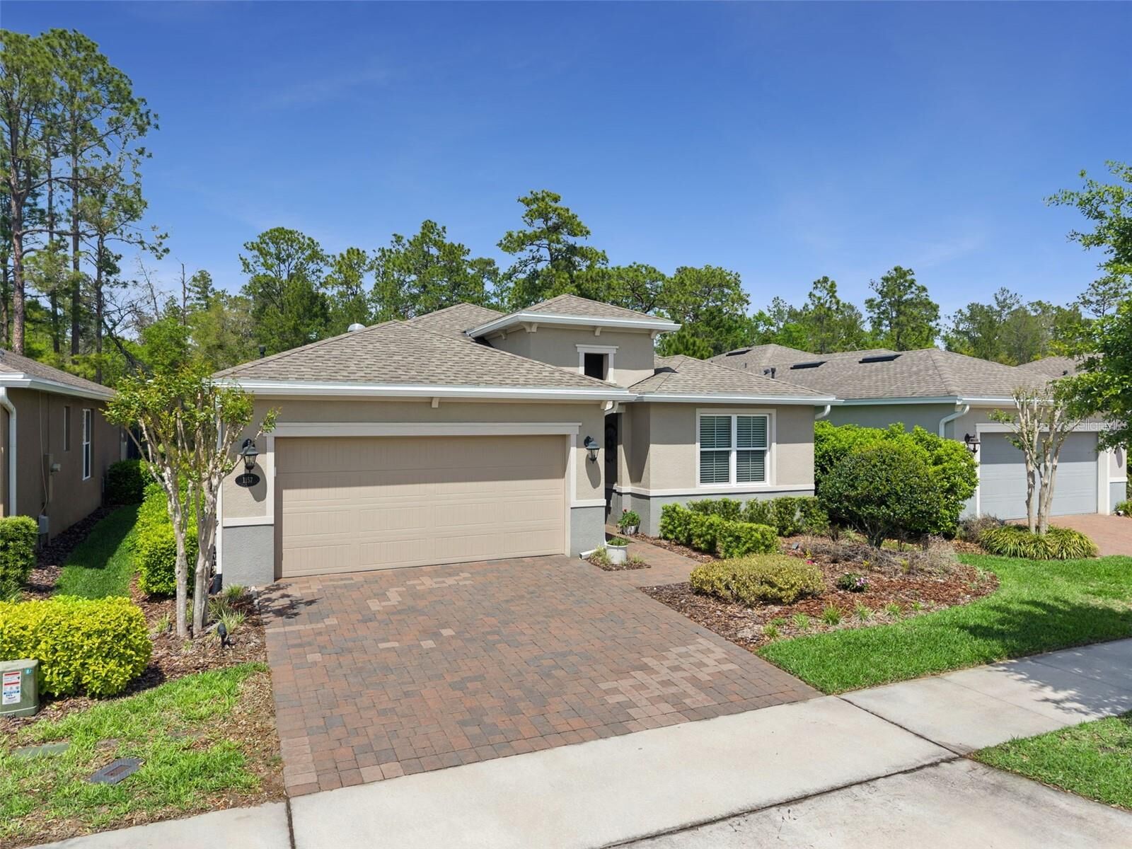 Property Photo: 1157 Avery Meadows Way FL 32724