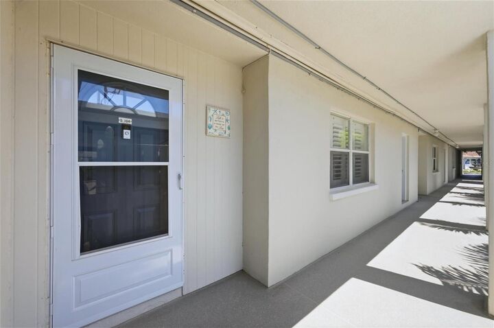 Property Photo:  2110 Benjamin Franklin Drive 104  FL 34236 