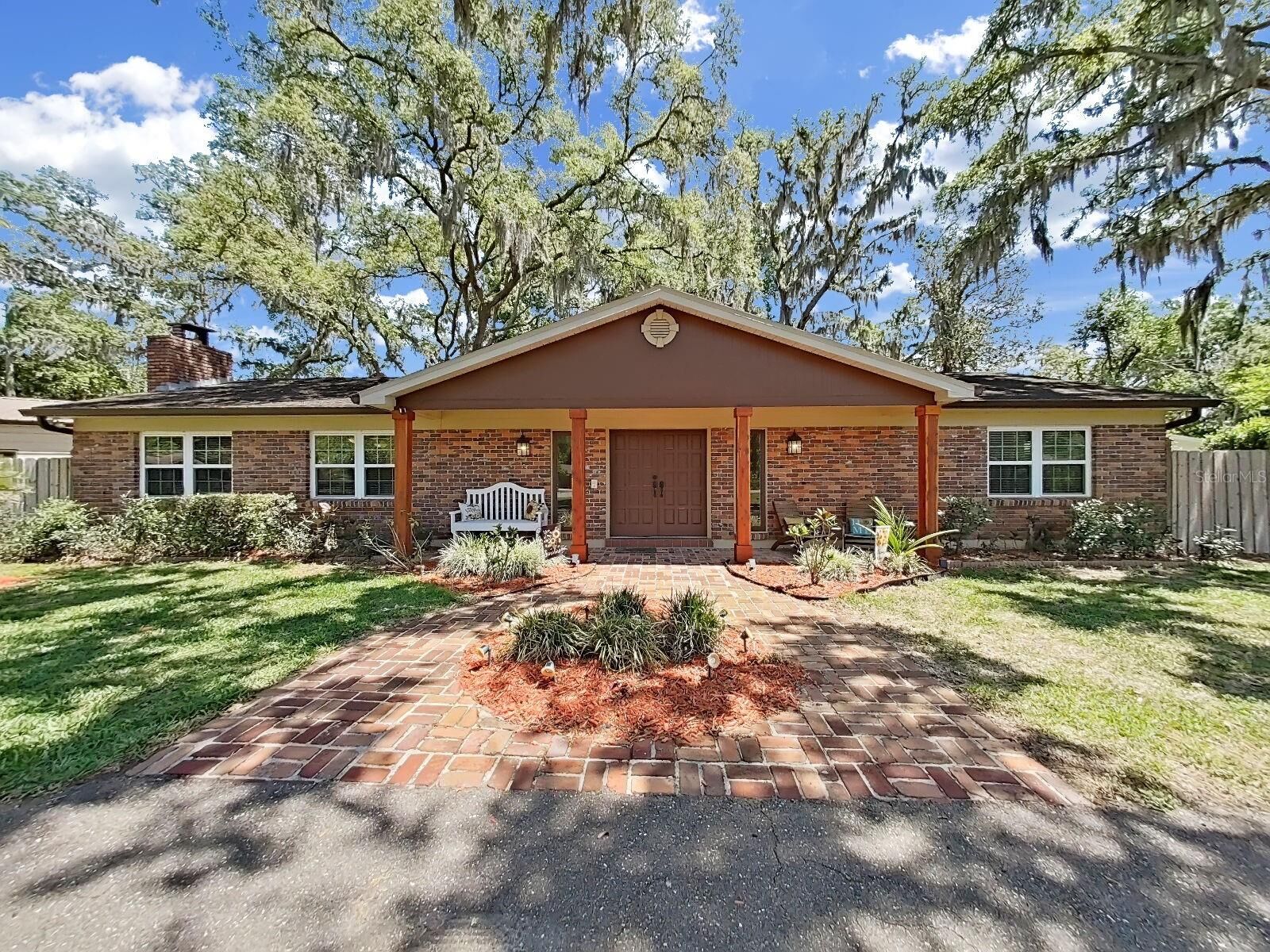 Property Photo:  18835 Tracer Drive  FL 33549 