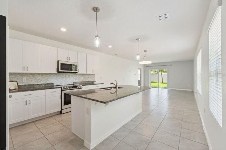 Property Photo:  859 Gunnison Drive  FL 32763 
