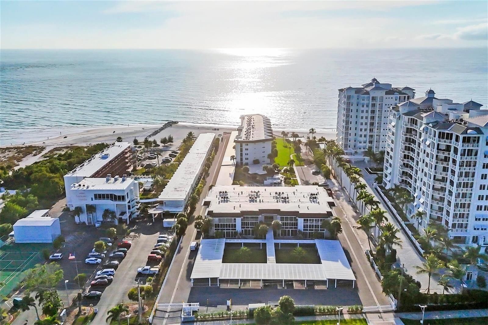 Property Photo:  2100 Benjamin Franklin Drive 205  FL 34236 