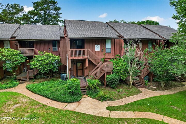 Property Photo:  238 Lakeside Villa  MS 39525 