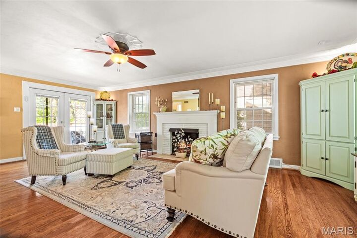 Property Photo:  7370 Winchester Drive  MO 63121 