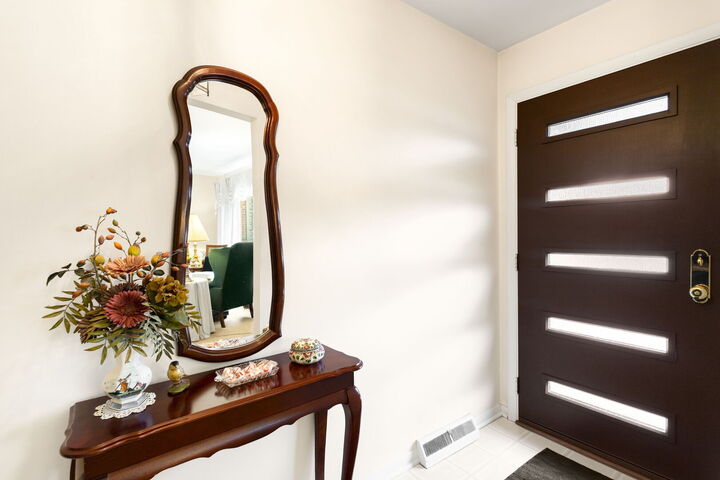 Property Photo:  5221 Fair Elms Avenue  IL 60558 
