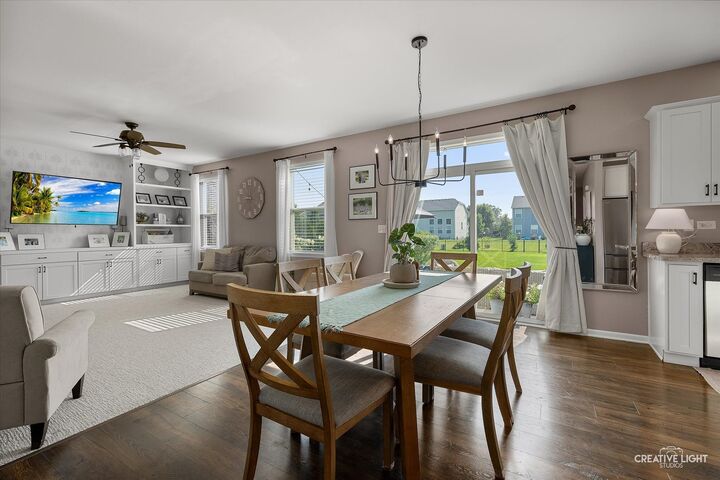 Property Photo:  47 Windstone Drive  IL 60542 