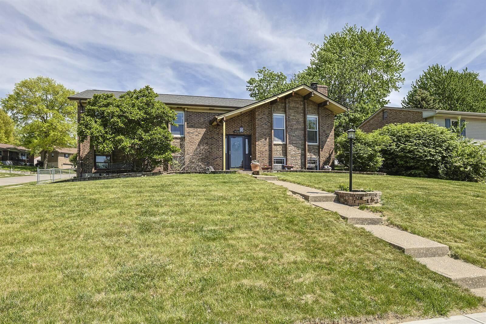 Property Photo:  826 Eastland Drive  KY 41017 