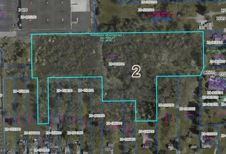 Property Photo:  Summerfield Lane NE  OH 44483 