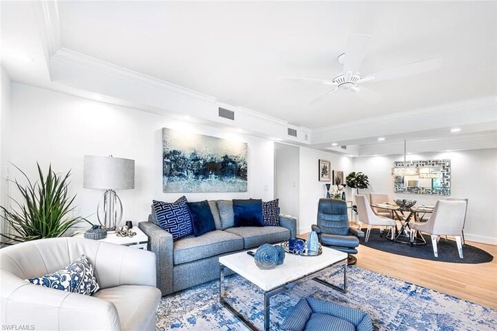 Property Photo:  2900 Gulf Shore Blvd N 116  FL 34103 