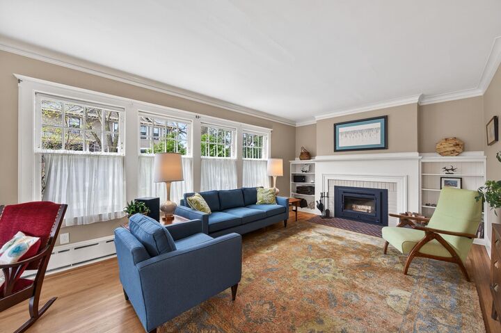 Property Photo:  1397 Lincoln Avenue  MN 55105 