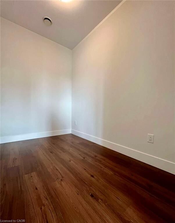 Property Photo:  1000 Lackner Place 606  ON N2A 0L9 