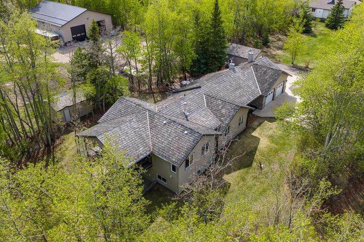 711058 Range Road 64 5 — photo 1