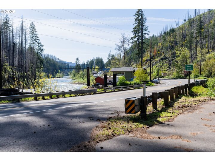 Property Photo:  47975 87 McKenzie Hwy  OR 97488 