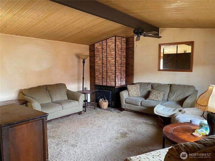 Property Photo:  122  McKinley Street  WA 98233 