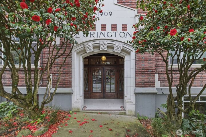 Property Photo:  1107 E Denny Way A5  WA 98122 