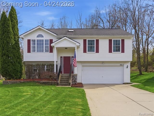 Property Photo:  5617 Millpointe Drive  MI 48327 