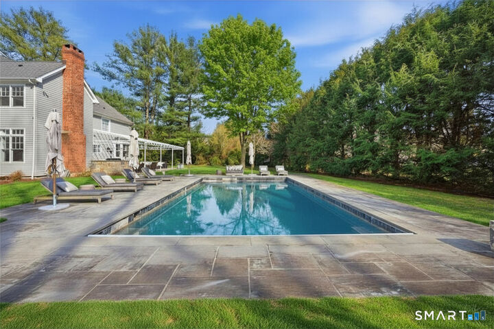 Property Photo:  3 Little Lane  CT 06880 