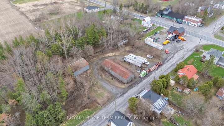 Property Photo: 12356 Winchester Springs Road ON K0C 2K0