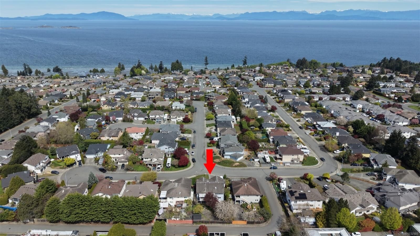 Property Photo: 6404 Lasalle Rd BC V9V 1N6