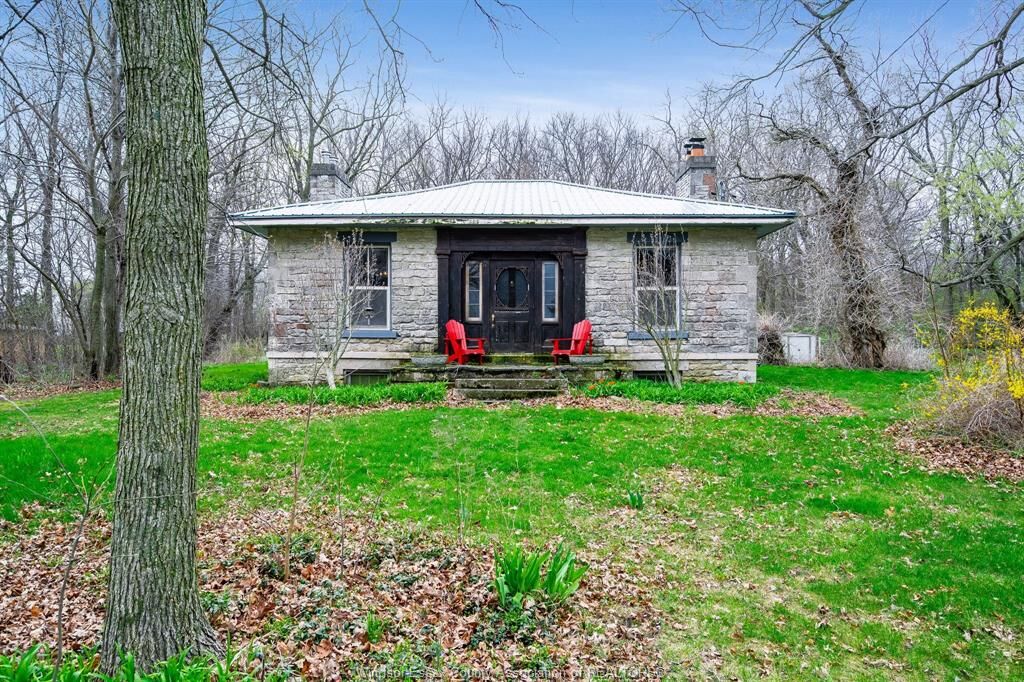 Property Photo:  170 North Shore Road  ON N0R 1M0 