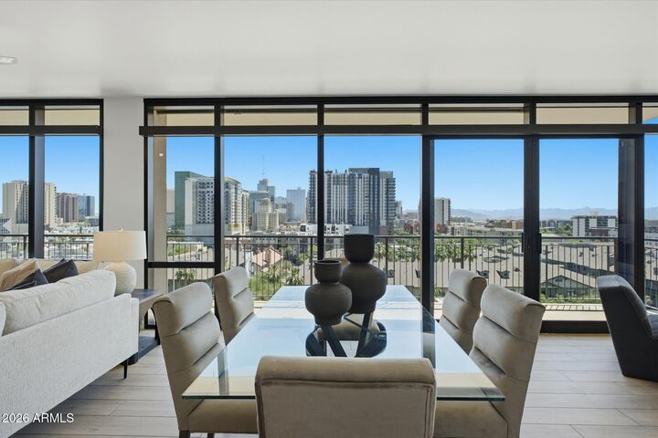 Property Photo:  200 W Portland Street 1017  AZ 85003 