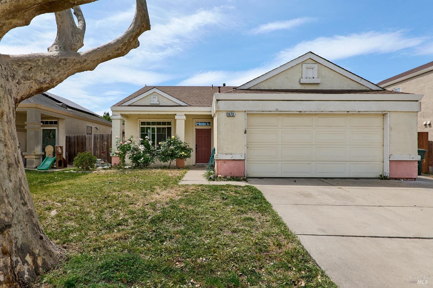 Property Photo:  673 Rubier Way  CA 94571 