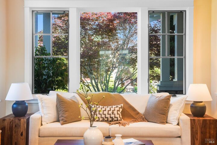 Property Photo:  1026 Valle View Court  CA 94945 