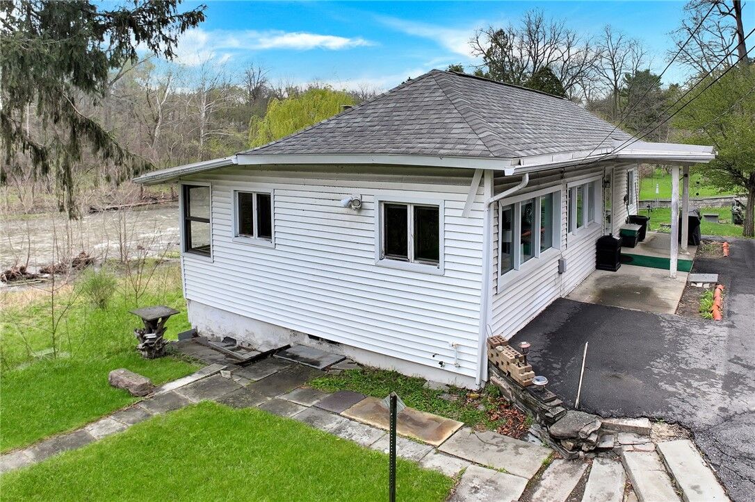 Property Photo:  217 Forest Home Drive  NY 14850 