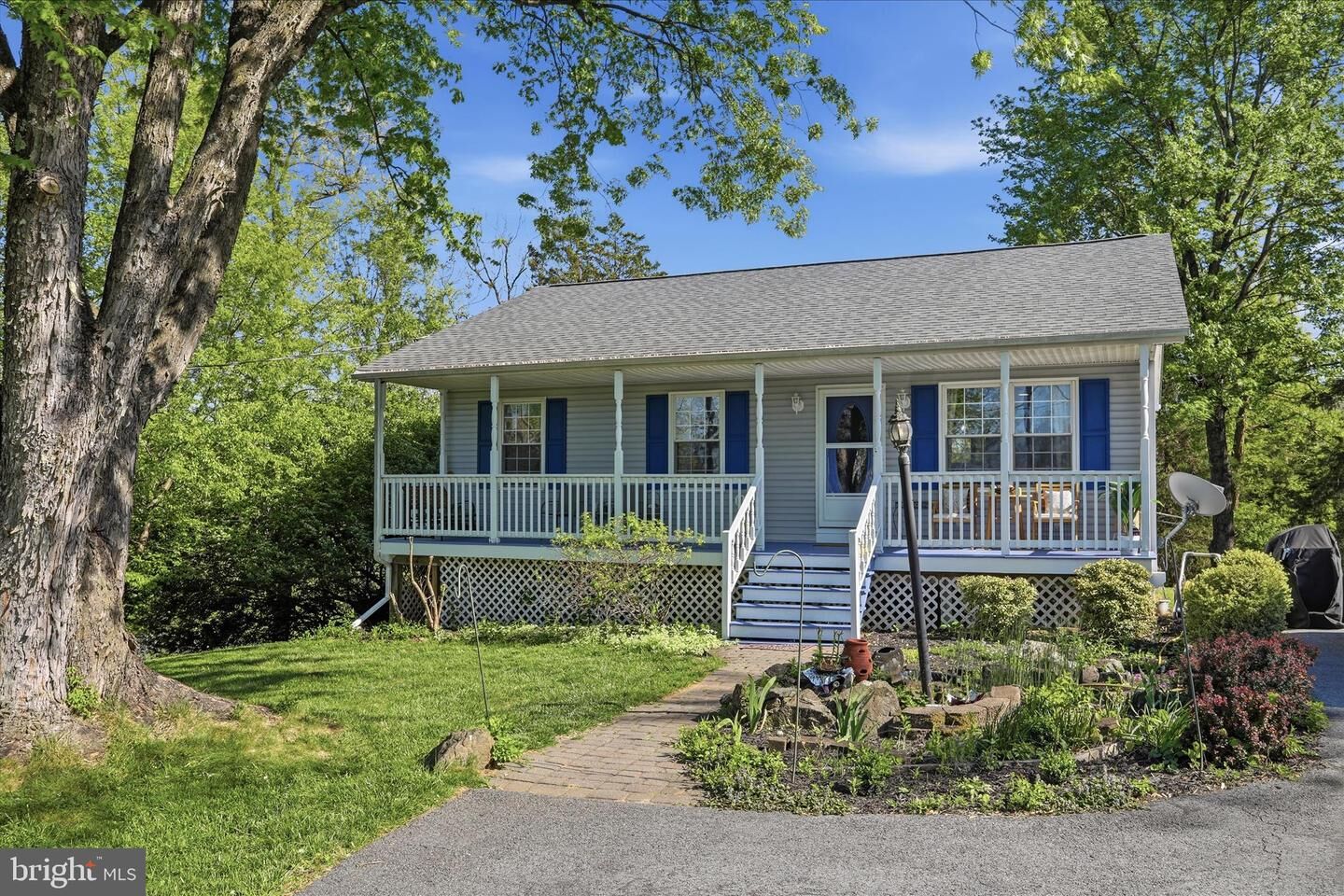Property Photo:  380 Granny Smith Road  VA 22642 